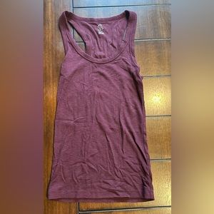 This is an xs aerie tank. Fits more like a small though!